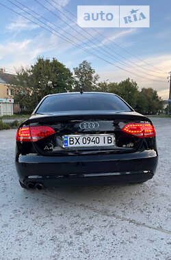 Седан Audi A4 2012 в Каменец-Подольском