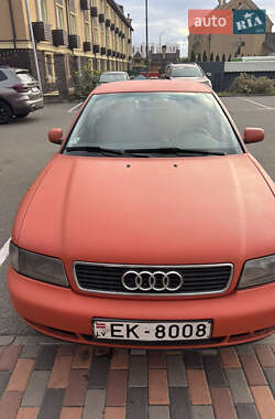 Седан Audi A4 1997 в Софиевской Борщаговке