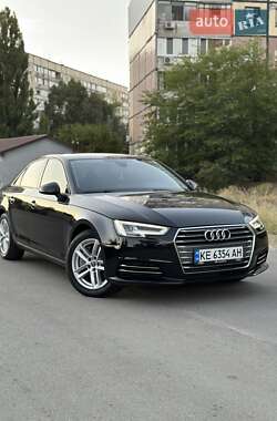 Седан Audi A4 2017 в Дніпрі