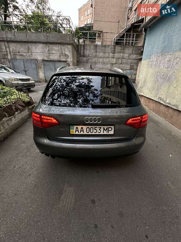 Универсал Audi A4 2011 в Киеве