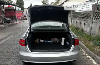 Седан Audi A4 2012 в Киеве