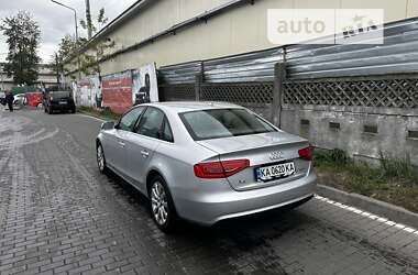 Седан Audi A4 2012 в Киеве