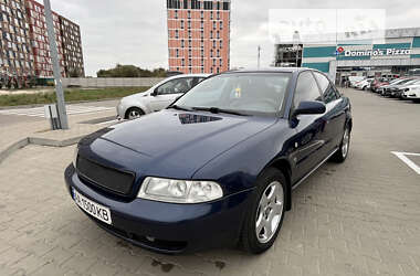 Седан Audi A4 1996 в Києві