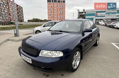 Седан Audi A4 1996 в 