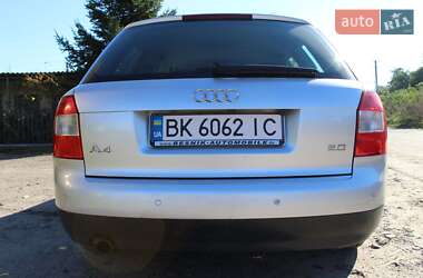 Универсал Audi A4 2002 в Демидовке