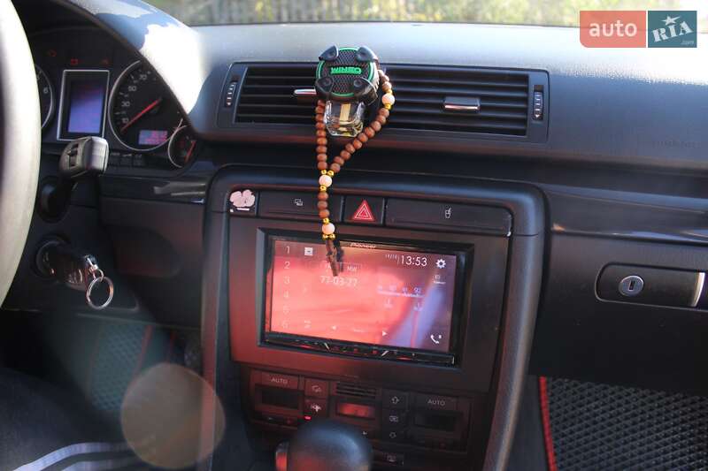 Универсал Audi A4 2002 в Демидовке