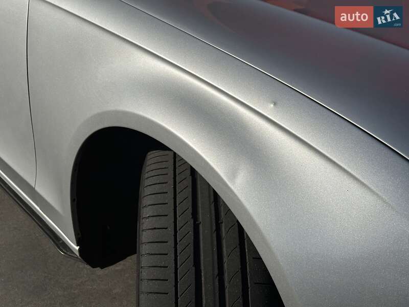 Седан Audi A4 2013 в Києві