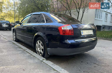 Седан Audi A4 2002 в 