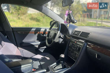 Седан Audi A4 2002 в 