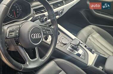 Седан Audi A4 2015 в Луцьку