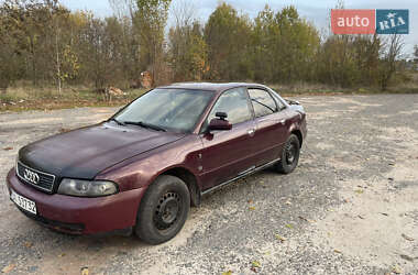 Седан Audi A4 1996 в 