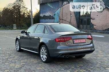 Седан Audi A4 2014 в Луцке