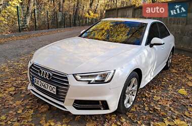 Седан Audi A4 2018 в Киеве