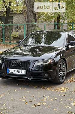 Седан Audi A4 2010 в Днепре