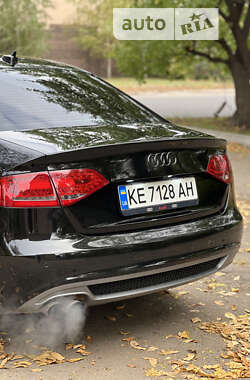 Седан Audi A4 2010 в Днепре