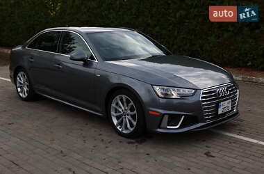 Седан Audi A4 2018 в Луцке