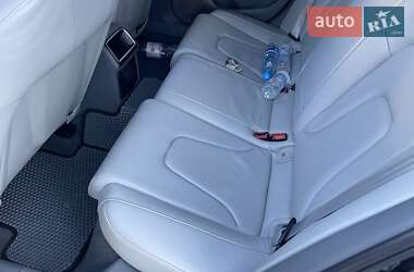 Седан Audi A4 2013 в Ровно