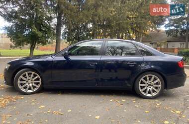 Седан Audi A4 2010 в Березане