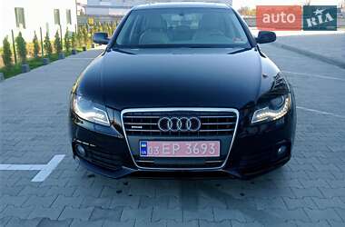 Седан Audi A4 2010 в Луцке