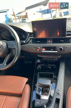 Седан Audi A4 2020 в Киеве