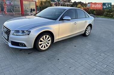 Седан Audi A4 2012 в Хмельницком