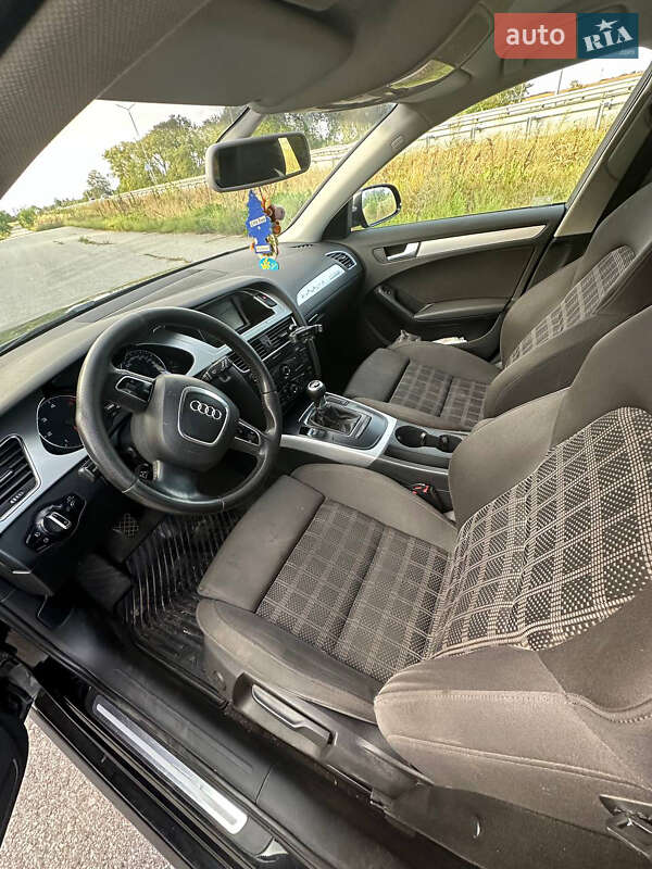 Универсал Audi A4 2011 в Житомире