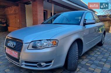 Седан Audi A4 2005 в Киверцах