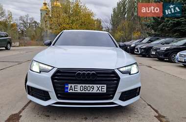 Седан Audi A4 2017 в Дніпрі