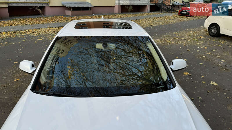 Седан Audi A4 2015 в Виннице