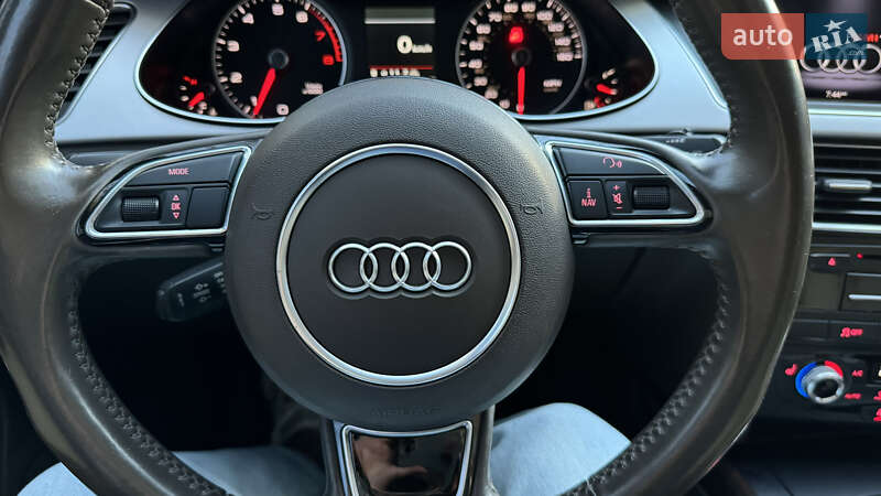 Седан Audi A4 2015 в Виннице