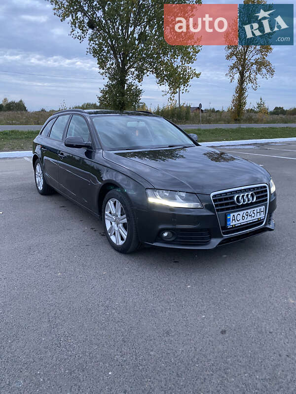 Универсал Audi A4 2010 в Луцке