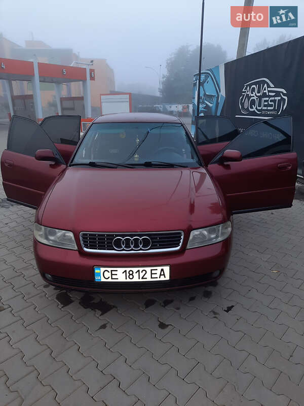 Седан Audi A4 1999 в Чернівцях