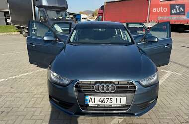 Седан Audi A4 2015 в Мукачево