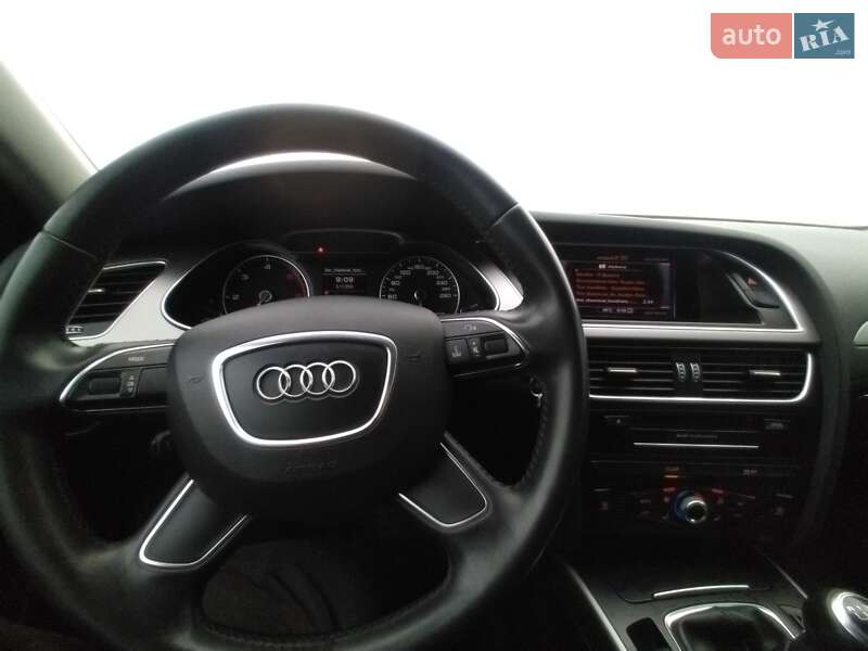Універсал Audi A4 2014 в Хмельницькому