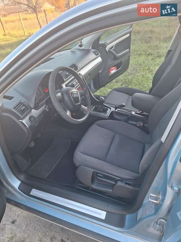 Седан Audi A4 2007 в Кременце