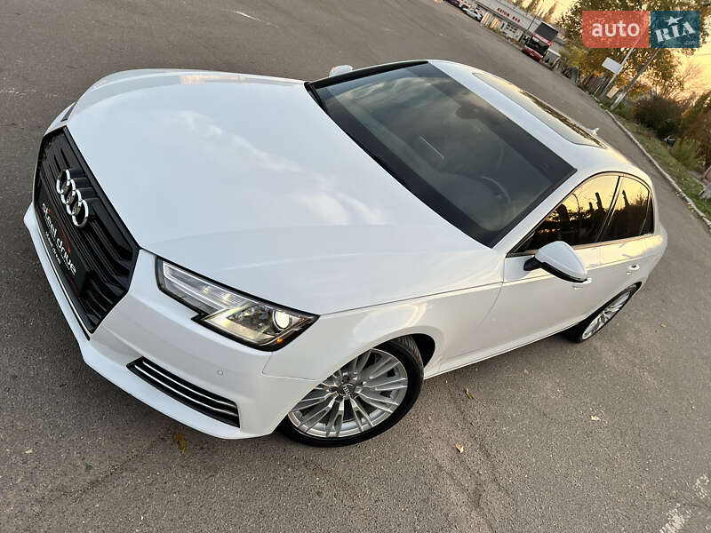 Седан Audi A4 2016 в Николаеве