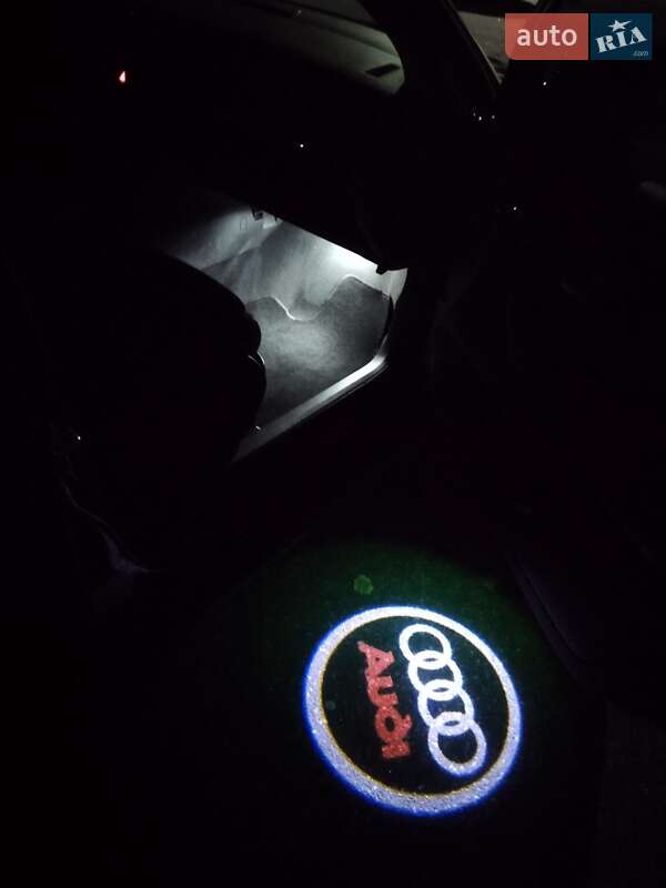 Седан Audi A4 2002 в Києві