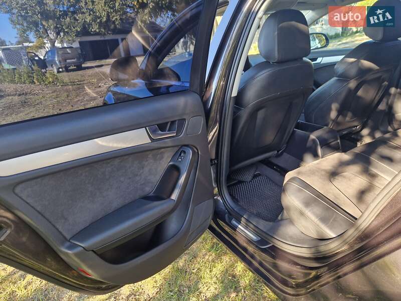 Седан Audi A4 2008 в Каменке