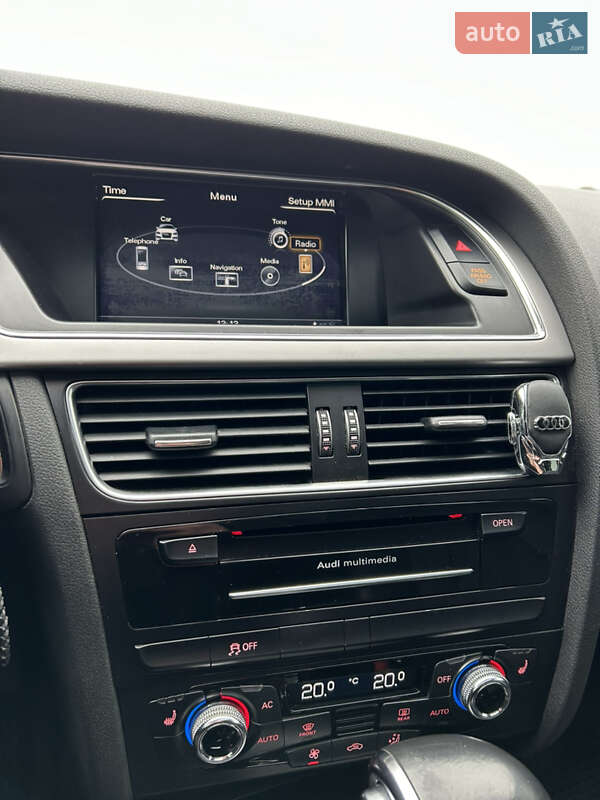 Седан Audi A4 2013 в Львове