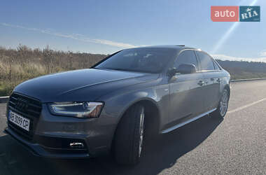 Седан Audi A4 2014 в Вінниці