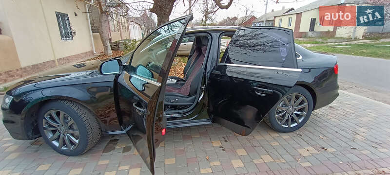 Седан Audi A4 2014 в Березівці