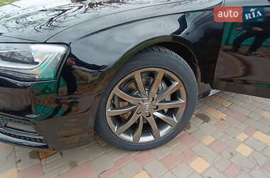 Седан Audi A4 2014 в 