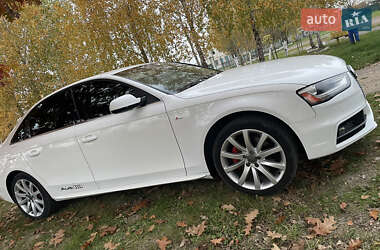 Седан Audi A4 2014 в 
