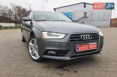 Седан Audi A4 2013 в Володимир-Волинському