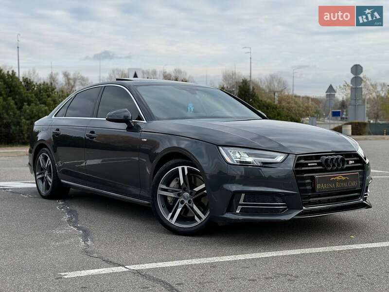 Седан Audi A4 2018 в Киеве