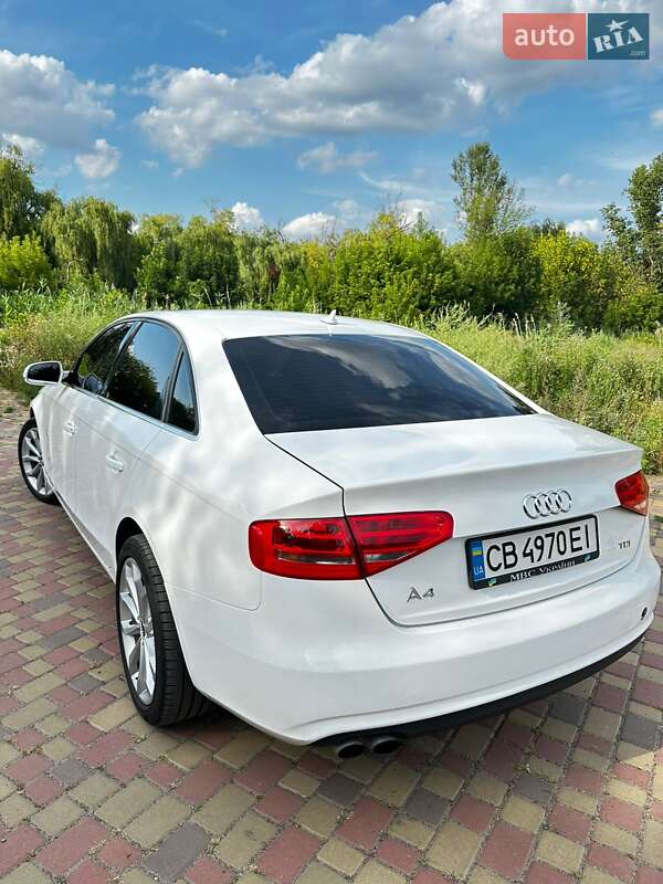 Седан Audi A4 2012 в Славянске