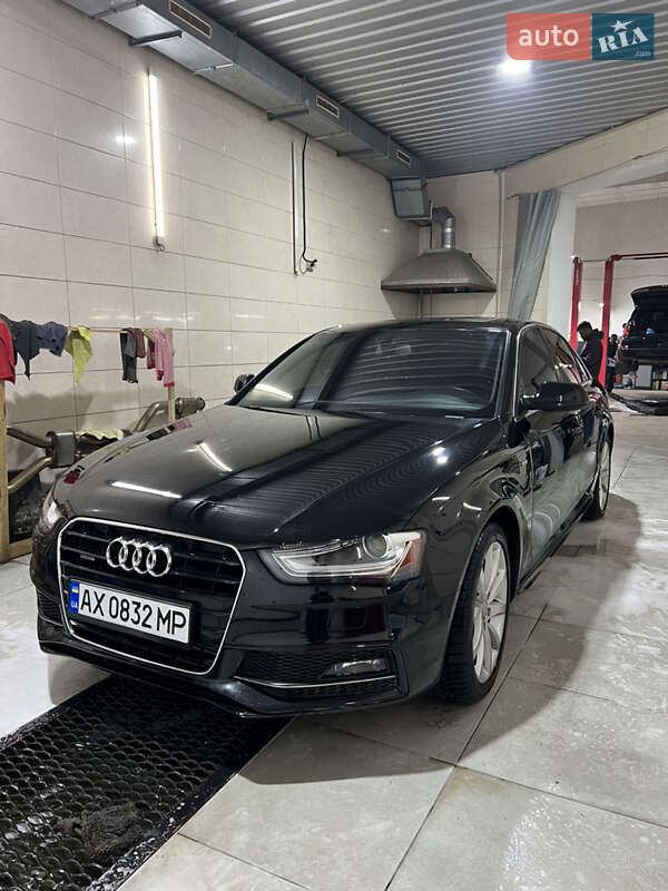 Седан Audi A4 2013 в Харькове