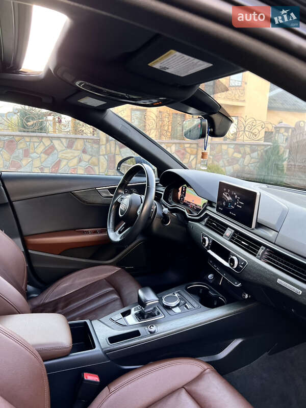 Седан Audi A4 2018 в Ивано-Франковске