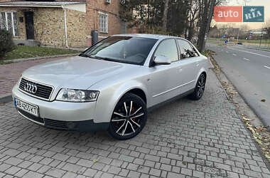 Седан Audi A4 2002 в Могилів-Подільському