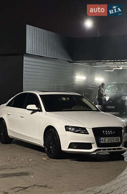 Седан Audi A4 2011 в 